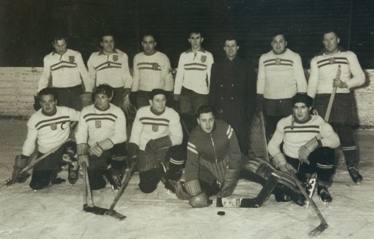 Der EHC Andelfingen schaffte es in seiner Blütezeit bis in die 2. Liga. Der EHC Andelfingen schaffte es in seiner Blütezeit bis in die 2. Liga.