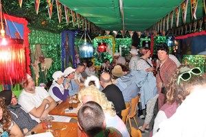 Fasnacht im Weinland Fasnacht im Weinland