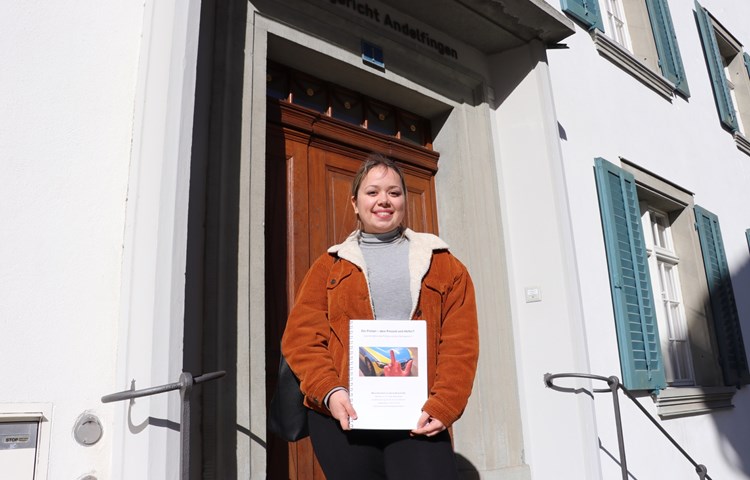 Sarah Blewett untersuchte in ihrer Maturarbeit das Verhältnis zwischen Polizeibeamten und der Generation Z. Sarah Blewett untersuchte in ihrer Maturarbeit das Verhältnis zwischen Polizeibeamten und der Generation Z.