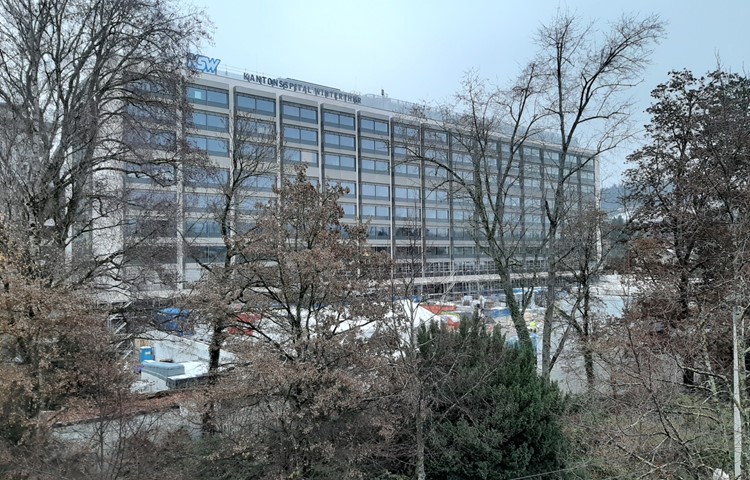 Während des Corona-Jahrs 2020 nahmen Fälle von Schmierinfektionen, die im Kantonsspital Winterthur – im Bild der Neubau – vorstellig wurden, ab. Die AHA-Regeln (Abstand, Hygiene, Alltagsmaske) trugen dazu bei. Während des Corona-Jahrs 2020 nahmen Fälle von Schmierinfektionen, die im Kantonsspital Winterthur – im Bild der Neubau – vorstellig wurden, ab. Die AHA-Regeln (Abstand, Hygiene, Alltagsmaske) trugen dazu bei.