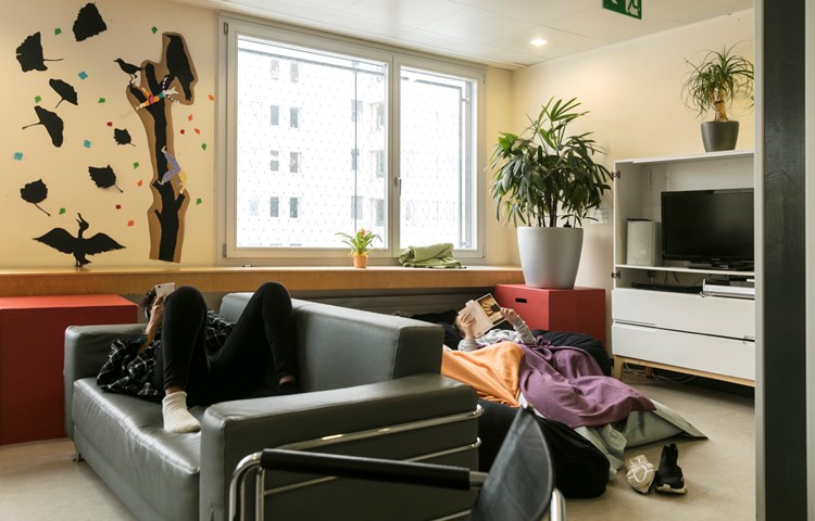 Laut einer deutschen Studie ist die Lebensqualität der befragten Jugendlichen seit Beginn der Pandemie gesunken. Laut einer deutschen Studie ist die Lebensqualität der befragten Jugendlichen seit Beginn der Pandemie gesunken.