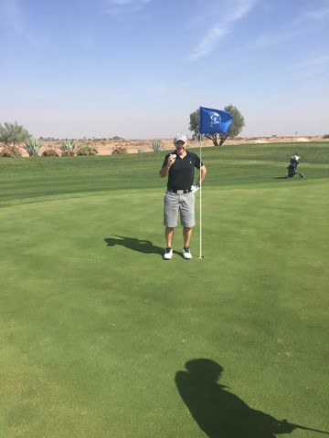 Markus Schnellmann bei seinem Hobby, dem Golfen. Dafür hatte er in den letzten Monaten mehr Zeit als sonst, sein Reisebüro befindet sich seit bald einem Jahr in Kurzarbeit. Markus Schnellmann bei seinem Hobby, dem Golfen. Dafür hatte er in den letzten Monaten mehr Zeit als sonst, sein Reisebüro befindet sich seit bald einem Jahr in Kurzarbeit.