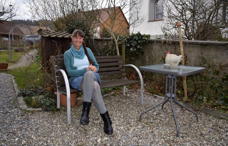 Irene Tschachtli schenkt Patienten im KSW als Sitzwache jeweils eine Nacht lang Zeit und Aufmerksamkeit. Irene Tschachtli schenkt Patienten im KSW als Sitzwache jeweils eine Nacht lang Zeit und Aufmerksamkeit.