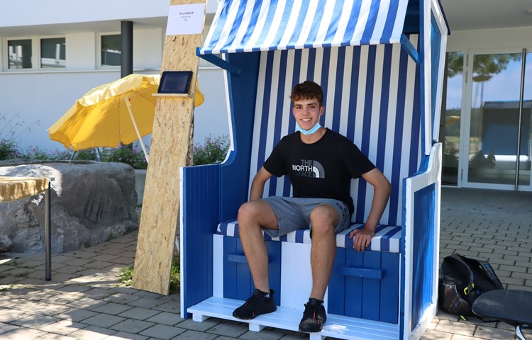 Mit so einem Strandkorb braucht man kein Meer. Mit so einem Strandkorb braucht man kein Meer.