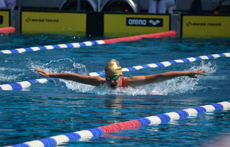 Ylenia Schwarzer zeigte in Aarau eine starke Leistung – insbesondere in der Disziplin Delfin (Bild). Ylenia Schwarzer zeigte in Aarau eine starke Leistung – insbesondere in der Disziplin Delfin (Bild).