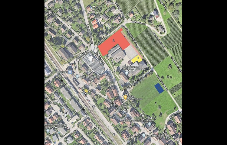 Im Bereich A soll ein Platz für alle Altersklassen entstehen, der Platz neben dem Kindergarten (B) ist mehrheitlich für die Kinder gedacht und wird entsprechend aufgebaut. Der etwas entferntere Bereich C soll Jugendlichen einen Rückzugsort bieten, an dem sie sich treffen und diverse Fitnessgeräte nutzen können.