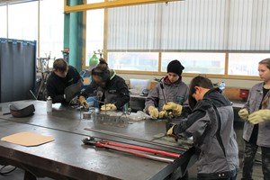 Zukunftstag 2021: Nachwuchs zu Besuch beim Weinländer Gewerbe Zukunftstag 2021: Nachwuchs zu Besuch beim Weinländer Gewerbe