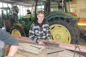 Zukunftstag 2021: Nachwuchs zu Besuch beim Weinländer Gewerbe Zukunftstag 2021: Nachwuchs zu Besuch beim Weinländer Gewerbe