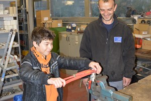 Zukunftstag 2021: Nachwuchs zu Besuch beim Weinländer Gewerbe Zukunftstag 2021: Nachwuchs zu Besuch beim Weinländer Gewerbe
