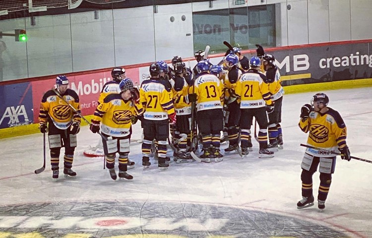 Trotz der ersten Niederlage hat der EHC Wilen-Neunforn den Gruppensieg immer noch in der eigenen Hand. Trotz der ersten Niederlage hat der EHC Wilen-Neunforn den Gruppensieg immer noch in der eigenen Hand.