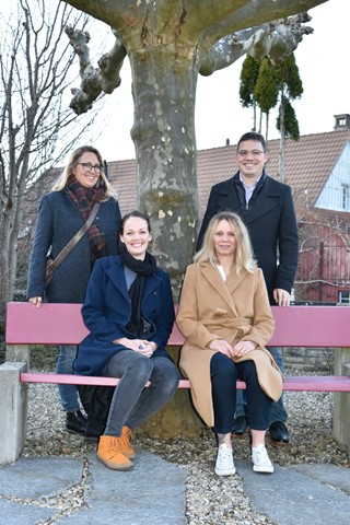 Stehend: Cynthia Baumann und Tino Schollenberger. Sitzend: Anja Ryter und Joëlle Döbeli (jeweils von links). Stehend: Cynthia Baumann und Tino Schollenberger. Sitzend: Anja Ryter und Joëlle Döbeli (jeweils von links).