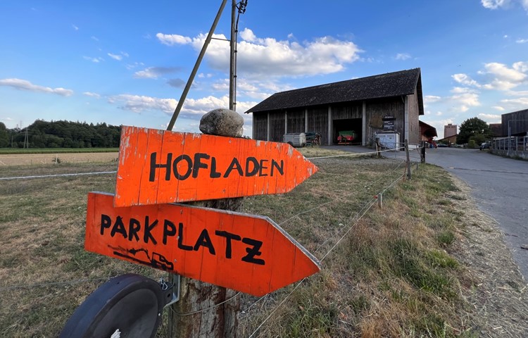 Lieferverzögerungen und Preisanstiege machen einigen Hofläden im Weinland zu schaffen. Lieferverzögerungen und Preisanstiege machen einigen Hofläden im Weinland zu schaffen.