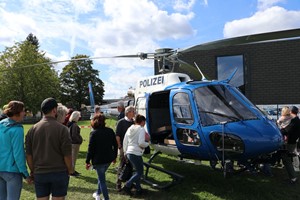 50 Jahre Ausbildungszentrum Andelfingen (AZA) 50 Jahre Ausbildungszentrum Andelfingen (AZA)