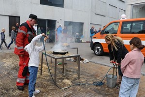 50 Jahre Ausbildungszentrum Andelfingen (AZA) 50 Jahre Ausbildungszentrum Andelfingen (AZA)