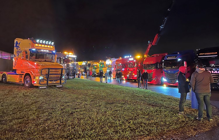 Impressionen vom Trucker-Treff. Impressionen vom Trucker-Treff.