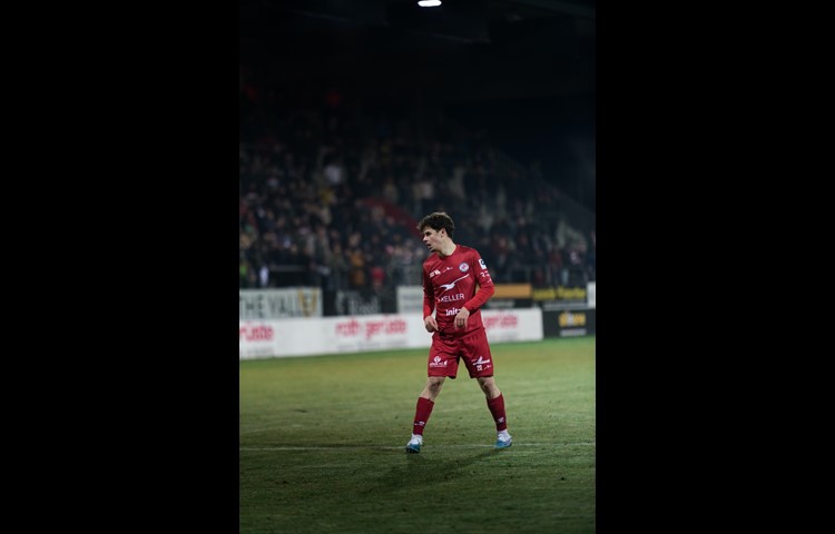 Noe Holenstein im Dress des FC Winterthur in der Super League.