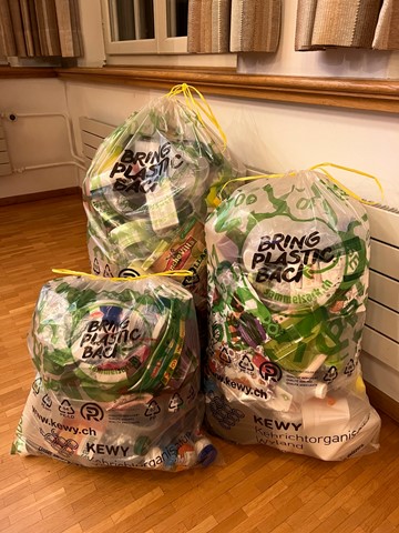 Bring Plastic Back – seit Anfang Jahr hat die Kewy mit drei Sackgrössen 26 Tonnen gesammelt.