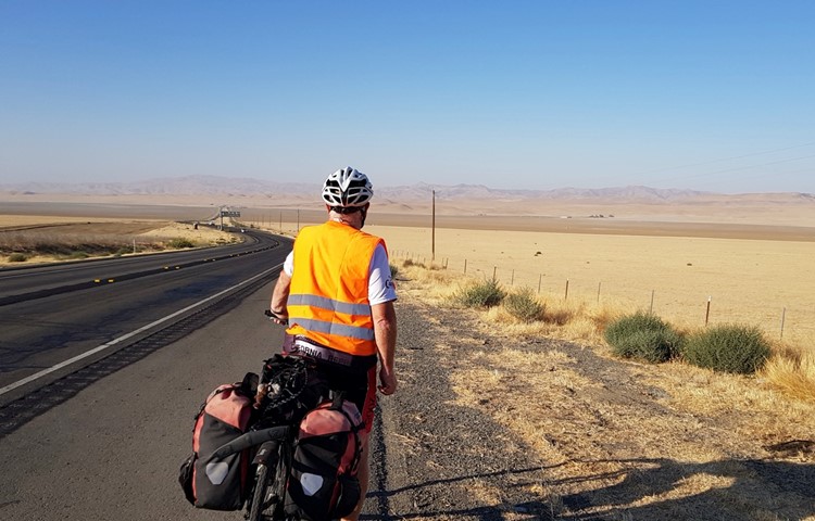 Mit ihren Velos haben Ruth Meister Otth und Théo Otth in den USA schon rund 30 '000 Kilometer zurückgelegt – und das alles ohne Motor. Mit ihren Velos haben Ruth Meister Otth und Théo Otth in den USA schon rund 30 '000 Kilometer zurückgelegt – und das alles ohne Motor.