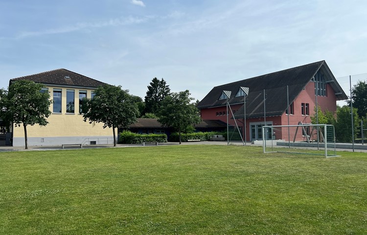 Der unscheinbare Eingang wird ein markantes Gesicht erhalten. Der unscheinbare Eingang wird ein markantes Gesicht erhalten.