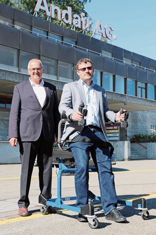 Hans Fischer und Michael Riedo haben viel Zeit, Geld und Einsatz für ihr neues Produkt aufgewendet. Hans Fischer und Michael Riedo haben viel Zeit, Geld und Einsatz für ihr neues Produkt aufgewendet.