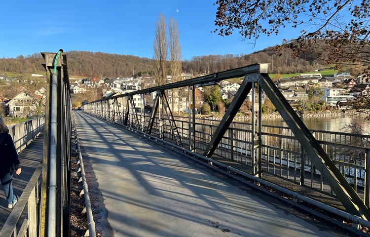 Der «Eiserne Steg» ist gemäss Denkmalpflege schützenswert und soll daher in seiner jetzigen Form erhalten bleiben. Der «Eiserne Steg» ist gemäss Denkmalpflege schützenswert und soll daher in seiner jetzigen Form erhalten bleiben.