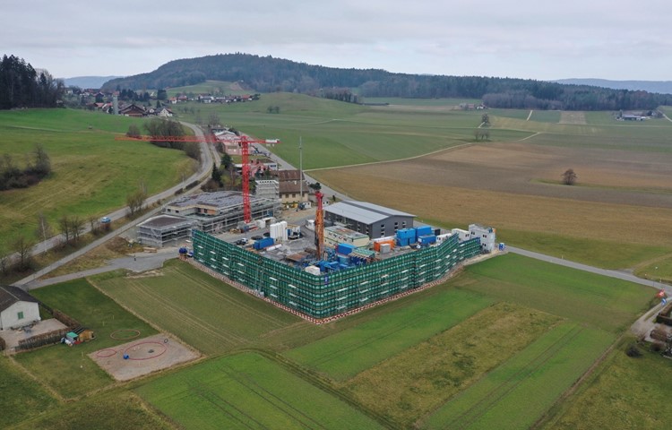 Die Standortregion Nördlich Lägern wurde auf mehreren Bohrplätzen wie diesem bei Stadel geologisch untersucht. Die Standortregion Nördlich Lägern wurde auf mehreren Bohrplätzen wie diesem bei Stadel geologisch untersucht.