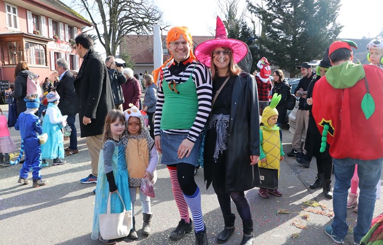 Im Februar 2020 fand die letzte Henggarter Fasnacht statt. Im Februar 2020 fand die letzte Henggarter Fasnacht statt.