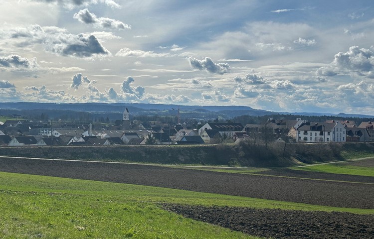 Mehrheitlich grosse Wohneinheiten und wenig Fluktuation – in Ossingen ist der Spielraum klein, wenn temporäre Unterkünfte nötig werden. Mehrheitlich grosse Wohneinheiten und wenig Fluktuation – in Ossingen ist der Spielraum klein, wenn temporäre Unterkünfte nötig werden.