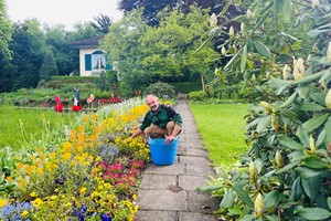 Frühlingsbildstory vom Schlosspark Andelfingen Frühlingsbildstory vom Schlosspark Andelfingen