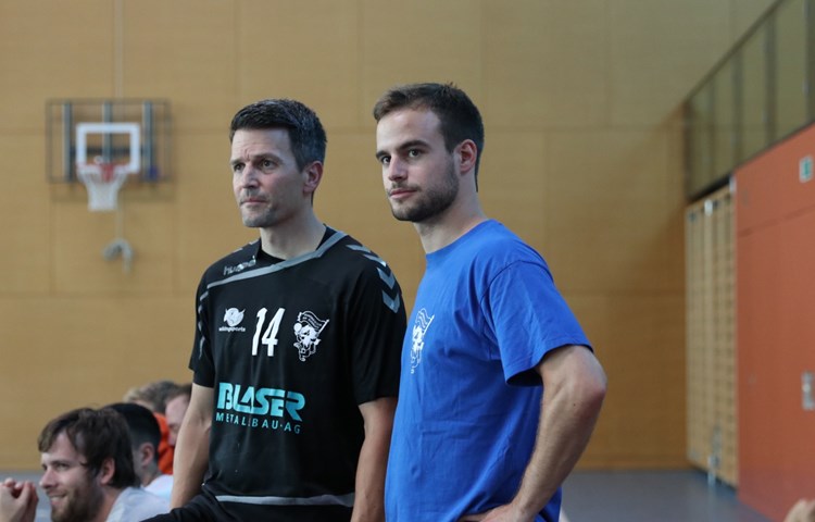 Für die Mannschaft von Trainer Paddy Kälin (links) beginnt am Wochenende die entscheidende Phase der Saison. Auf Beat Faas (rechts) muss er dabei allerdings verzichten. Für die Mannschaft von Trainer Paddy Kälin (links) beginnt am Wochenende die entscheidende Phase der Saison. Auf Beat Faas (rechts) muss er dabei allerdings verzichten.