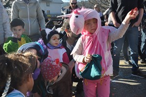 Chinderfasnacht mit zwei Guggen Chinderfasnacht mit zwei Guggen