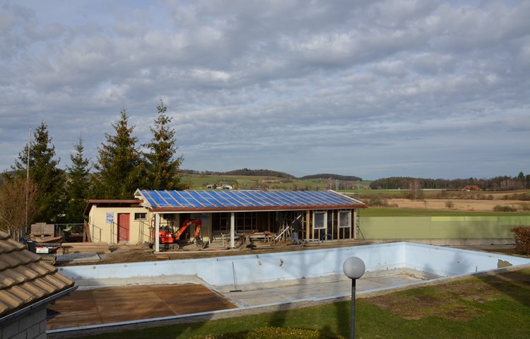 Ins Auge sticht das neue Kioskhäuschen der Badi in Oerlingen. Ins Auge sticht das neue Kioskhäuschen der Badi in Oerlingen.